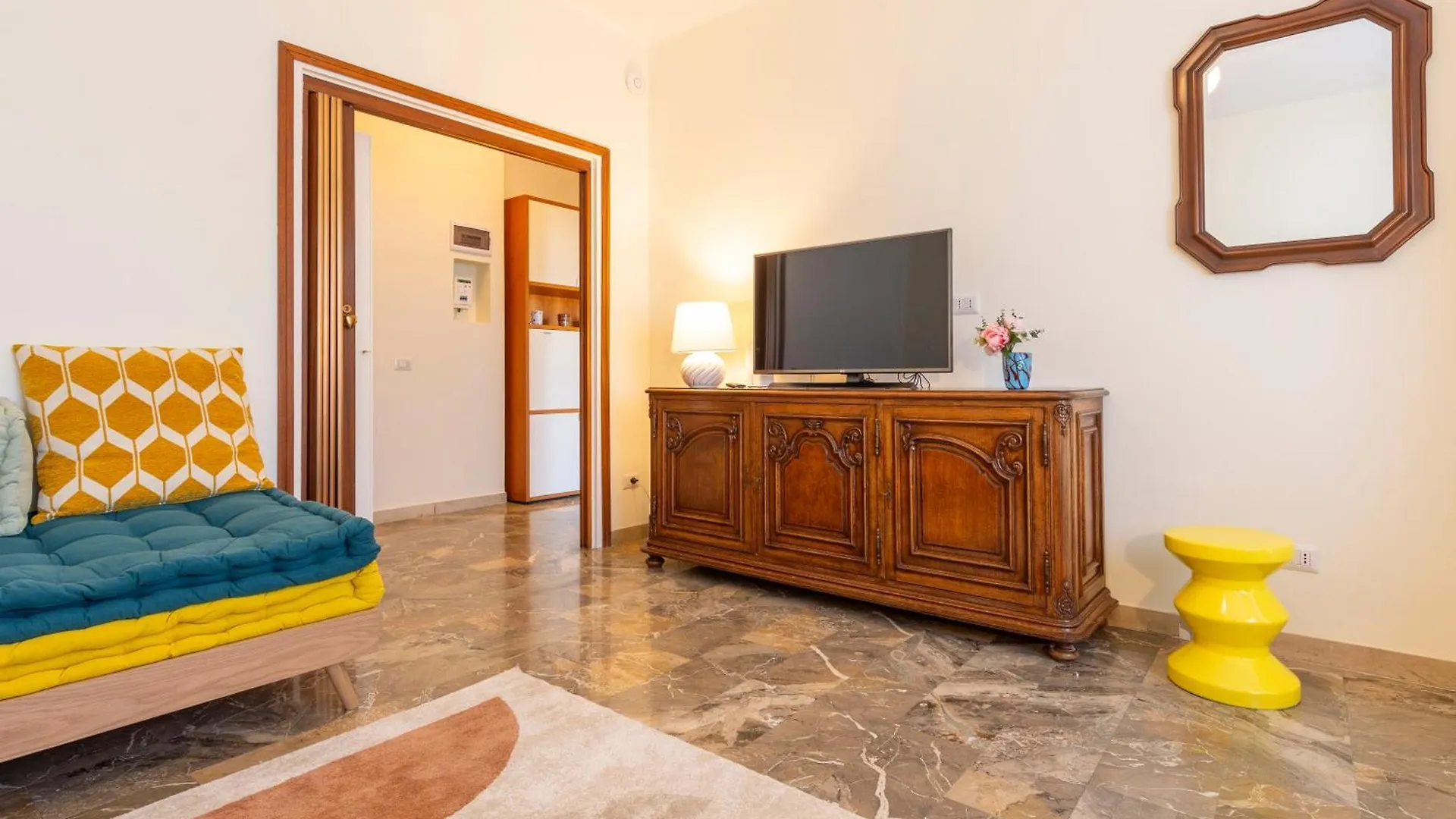 Case Ospitali - Casa Giuliana, Ampio Trilocale Per Famiglie E Box Milan 0*,