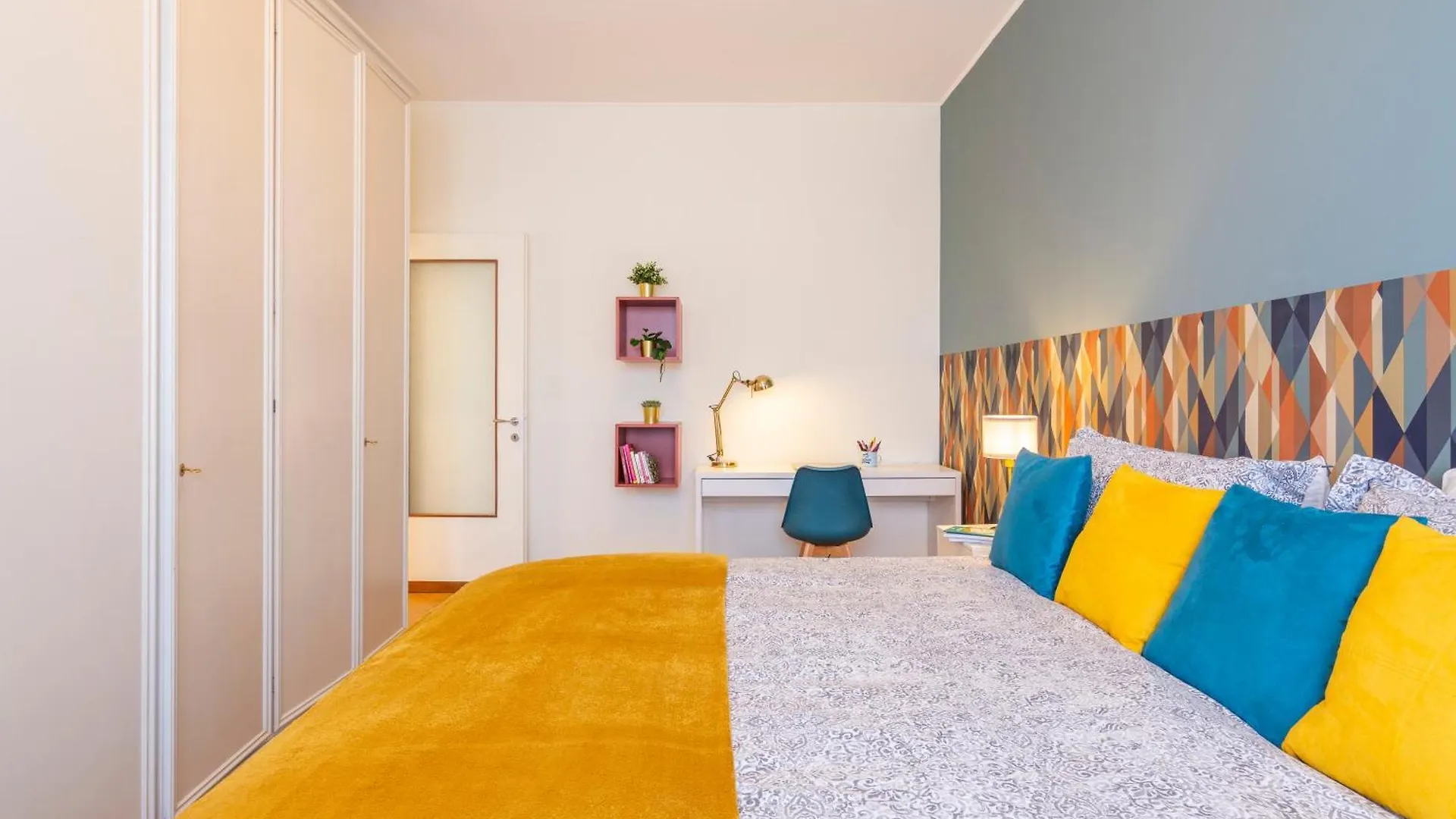 Case Ospitali - Casa Giuliana, Ampio Trilocale Per Famiglie E Box Milan Apartment