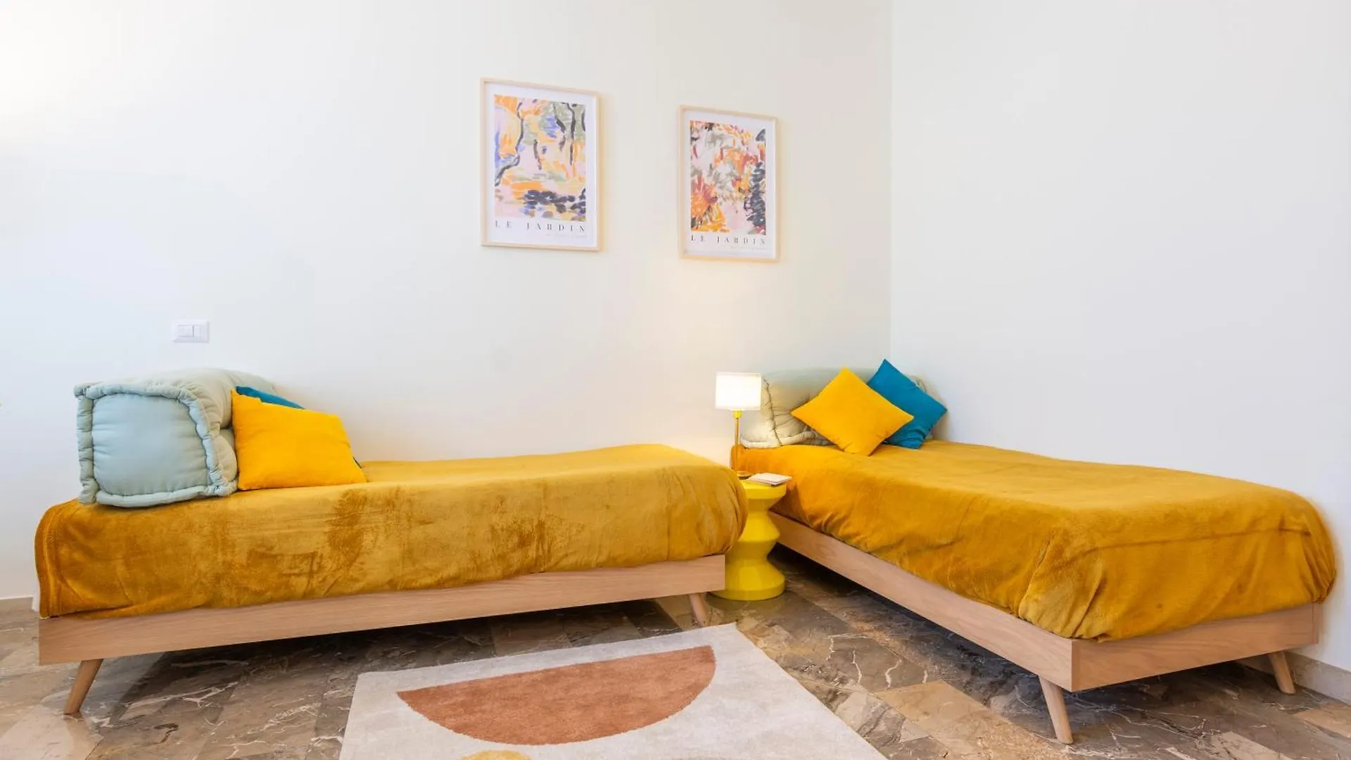 Case Ospitali - Casa Giuliana, Ampio Trilocale Per Famiglie E Box Milan Apartment
